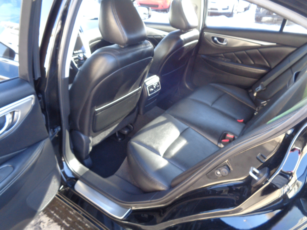 Infiniti Q50 4dr Sdn 3.0t Premium RWD 2016