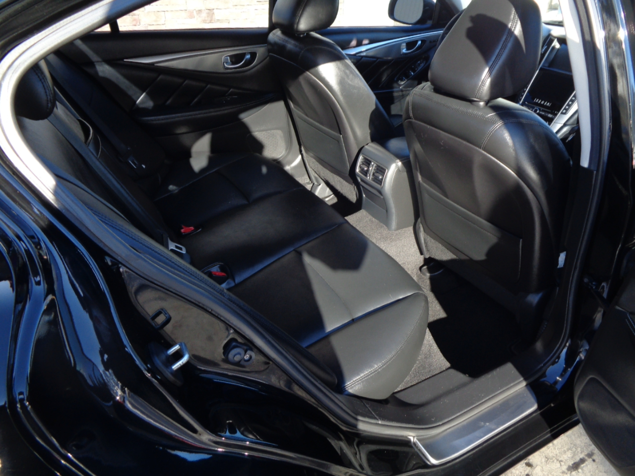 Infiniti Q50 4dr Sdn 3.0t Premium RWD 2016