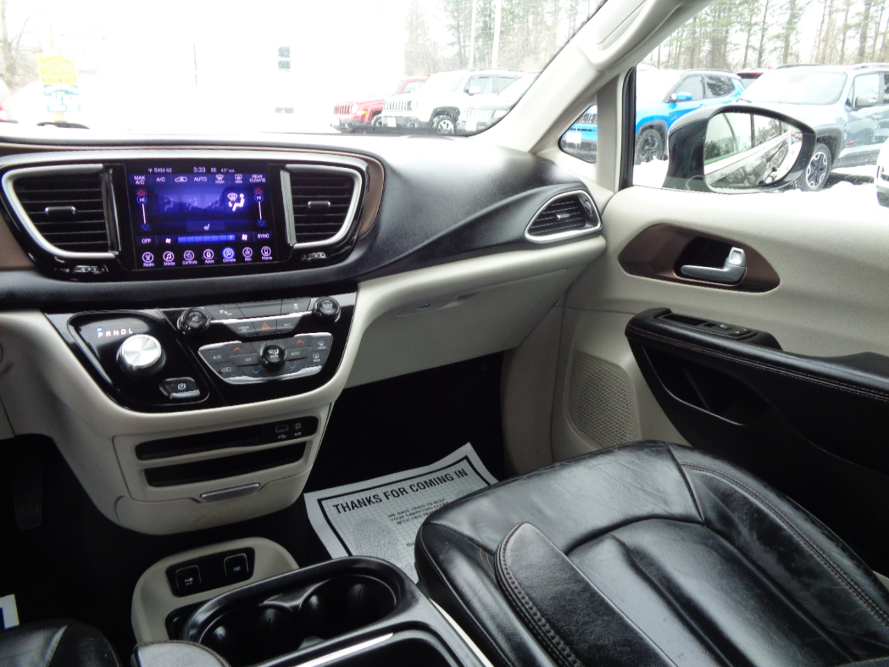 Chrysler Pacifica Touring-L FWD 2017