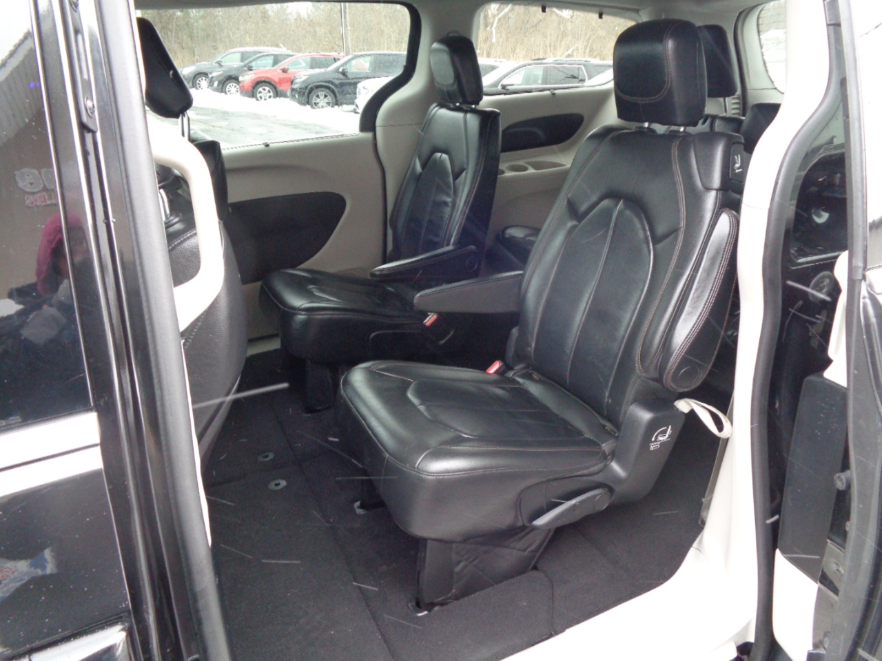 Chrysler Pacifica Touring-L FWD 2017