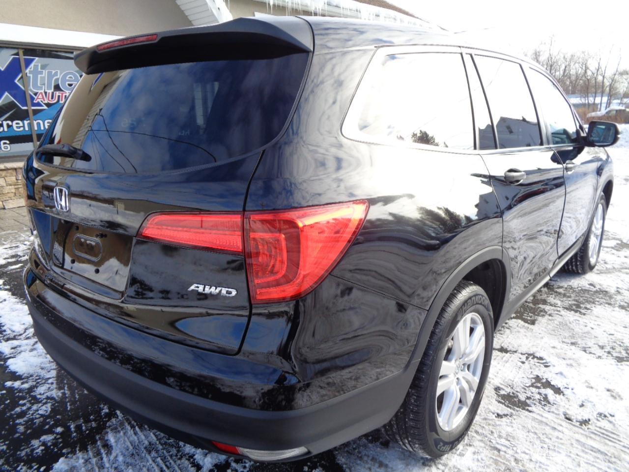 Honda Pilot AWD 4dr LX 2016