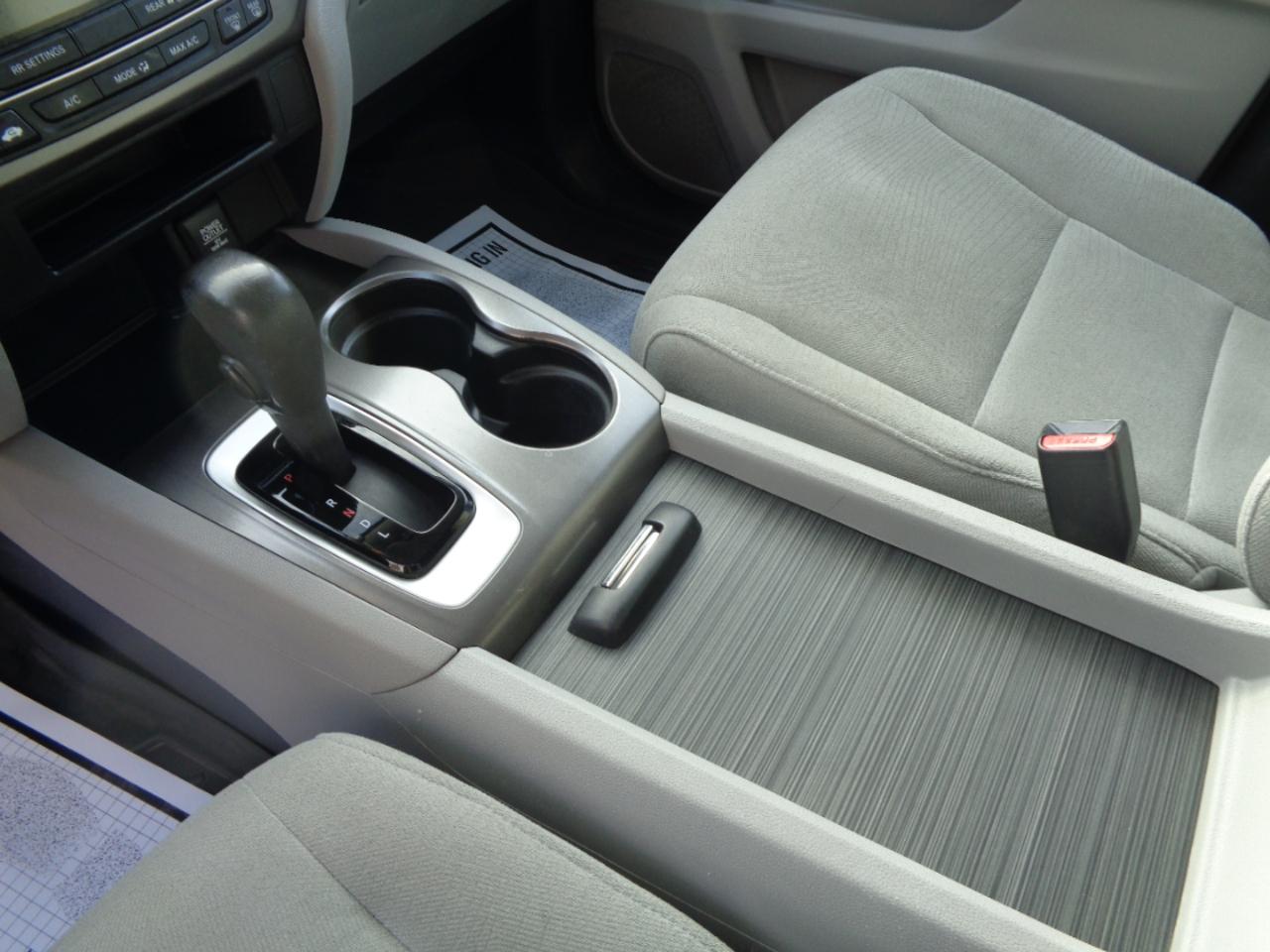 Honda Pilot AWD 4dr LX 2016