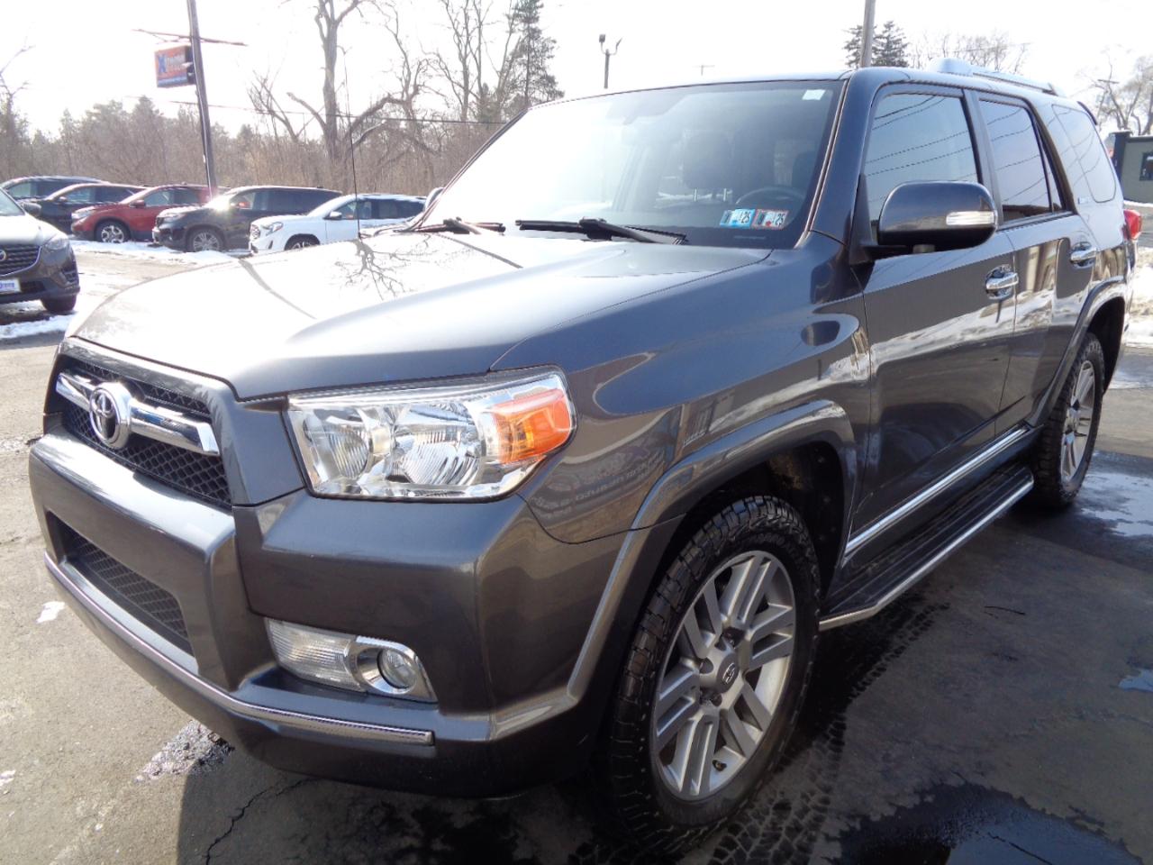Toyota 4Runner 4WD 4dr V6 Limited (Natl) 2012