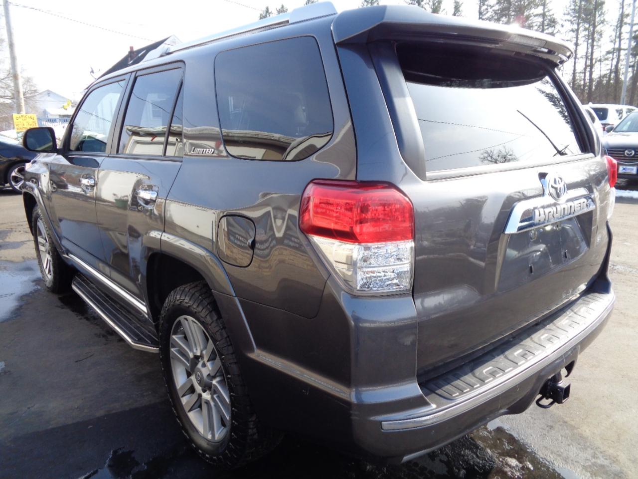 Toyota 4Runner 4WD 4dr V6 Limited (Natl) 2012