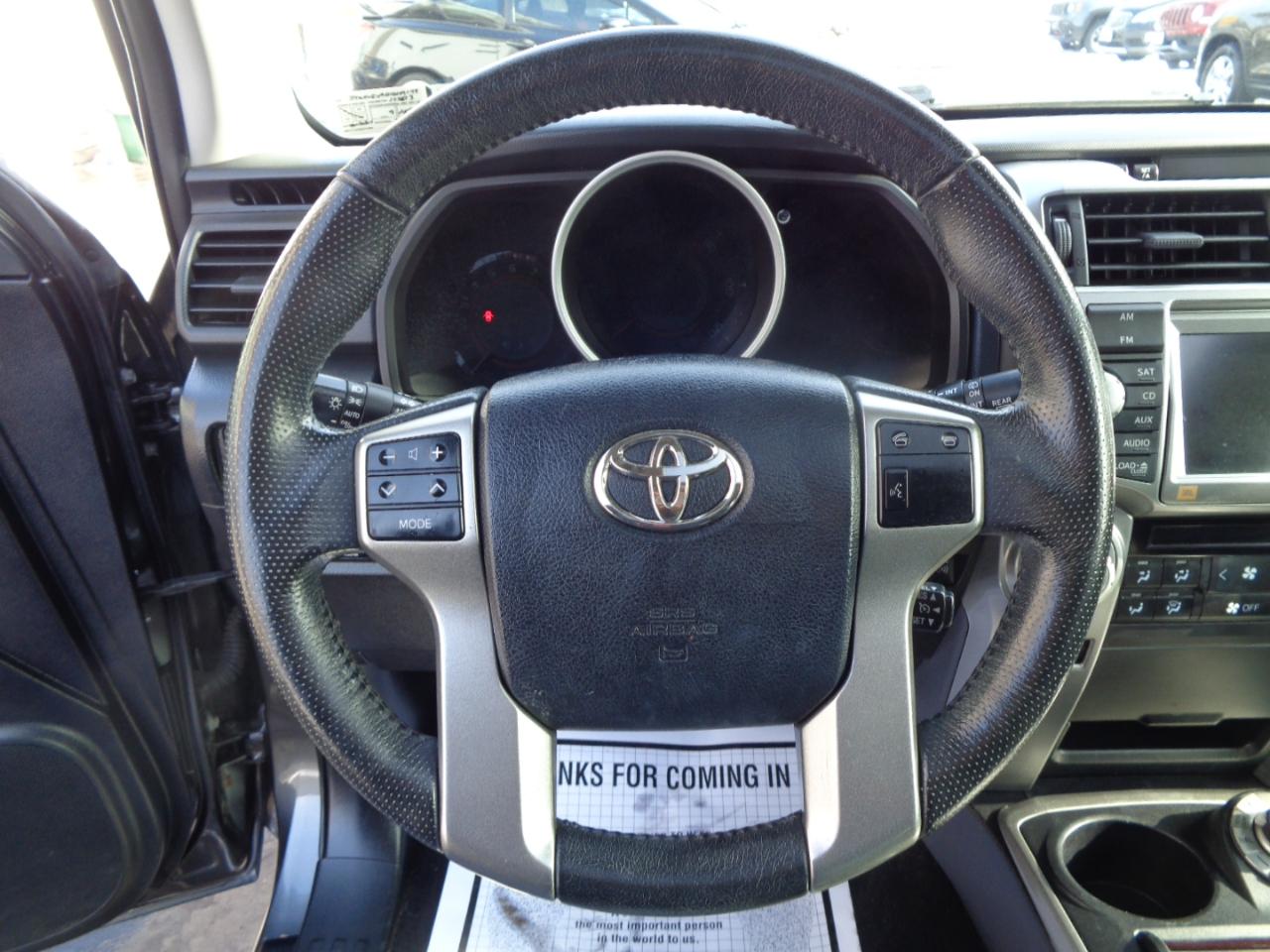 Toyota 4Runner 4WD 4dr V6 Limited (Natl) 2012