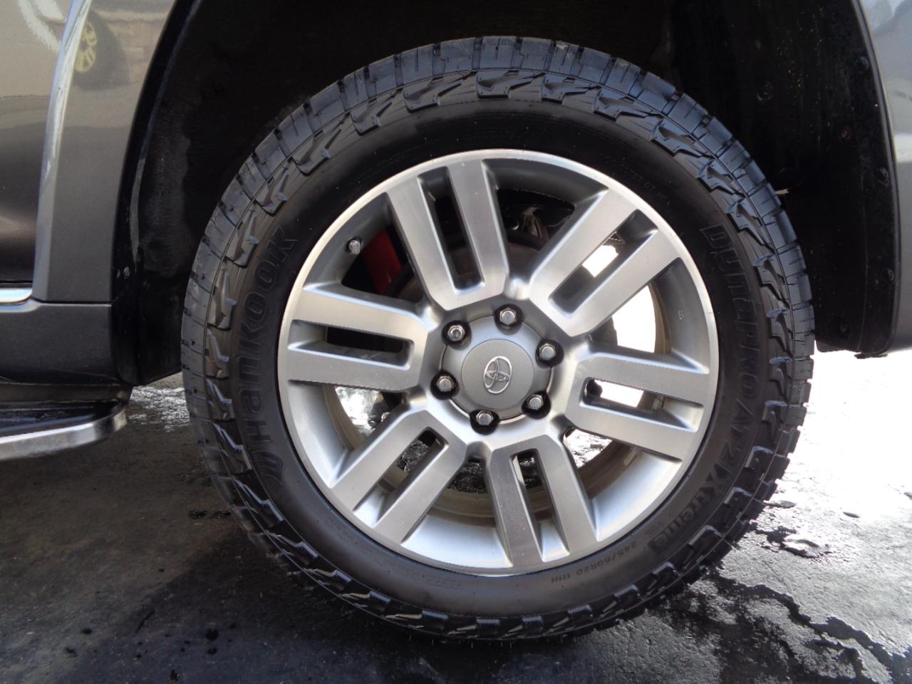 Toyota 4Runner 4WD 4dr V6 Limited (Natl) 2012