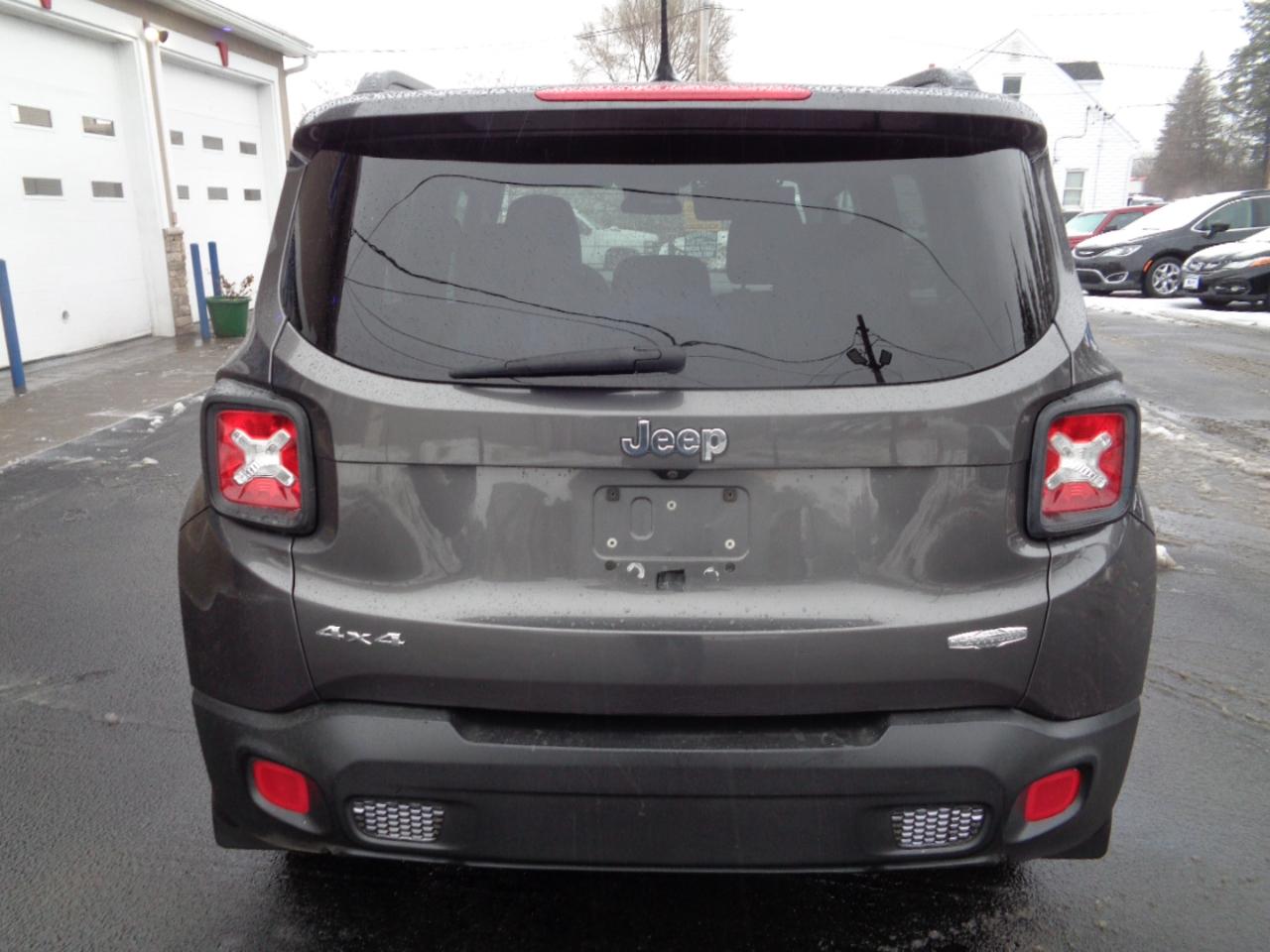 Jeep Renegade 4WD 4dr Latitude 2016