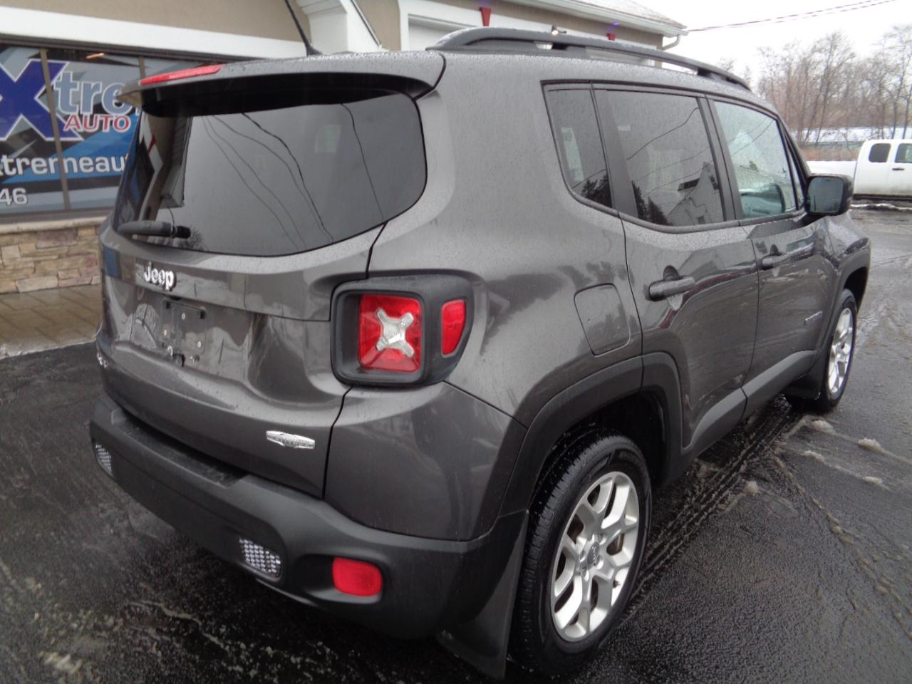 Jeep Renegade 4WD 4dr Latitude 2016