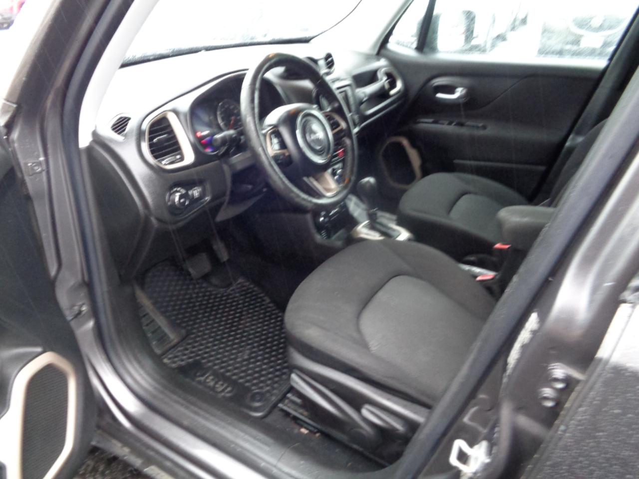 Jeep Renegade 4WD 4dr Latitude 2016