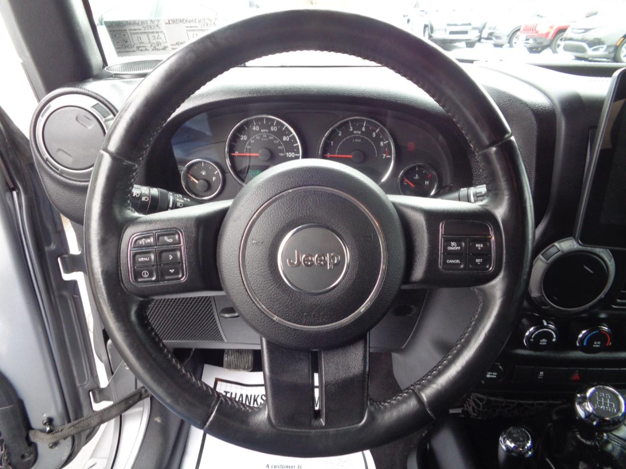 Jeep Wrangler Unlimited 4WD 4dr Sport 2016