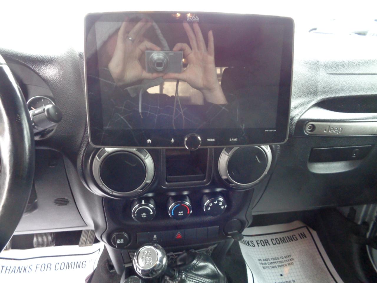 Jeep Wrangler Unlimited 4WD 4dr Sport 2016