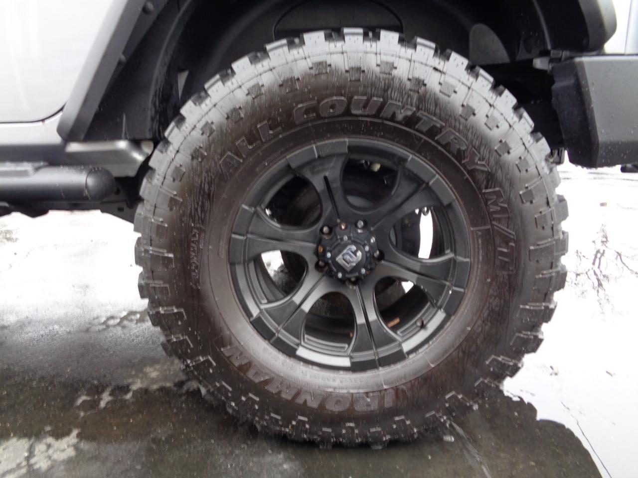 Jeep Wrangler Unlimited 4WD 4dr Sport 2016