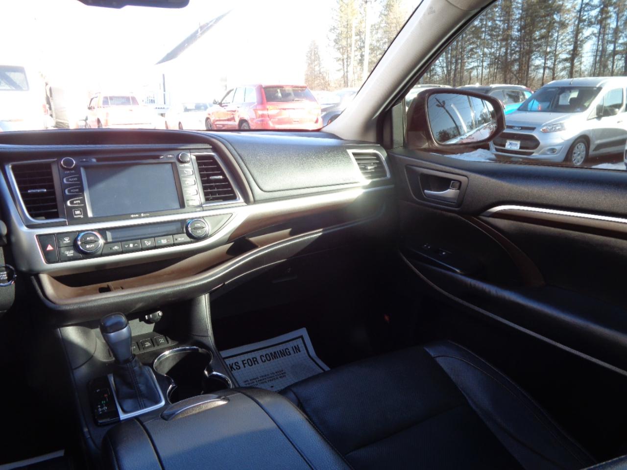 Toyota Highlander AWD 4dr V6 Limited (Natl) 2014