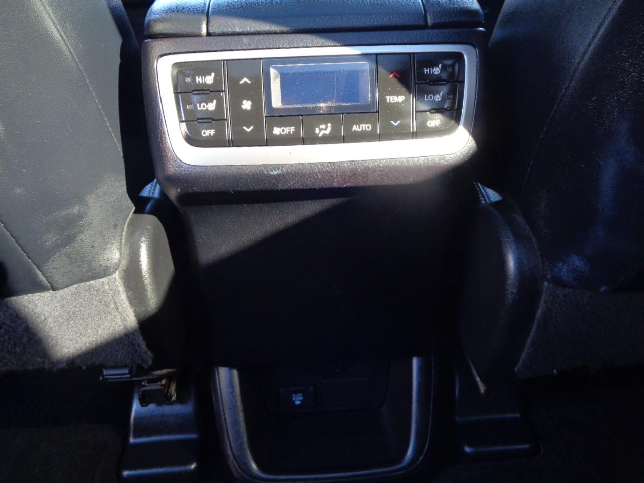 Toyota Highlander AWD 4dr V6 Limited (Natl) 2014