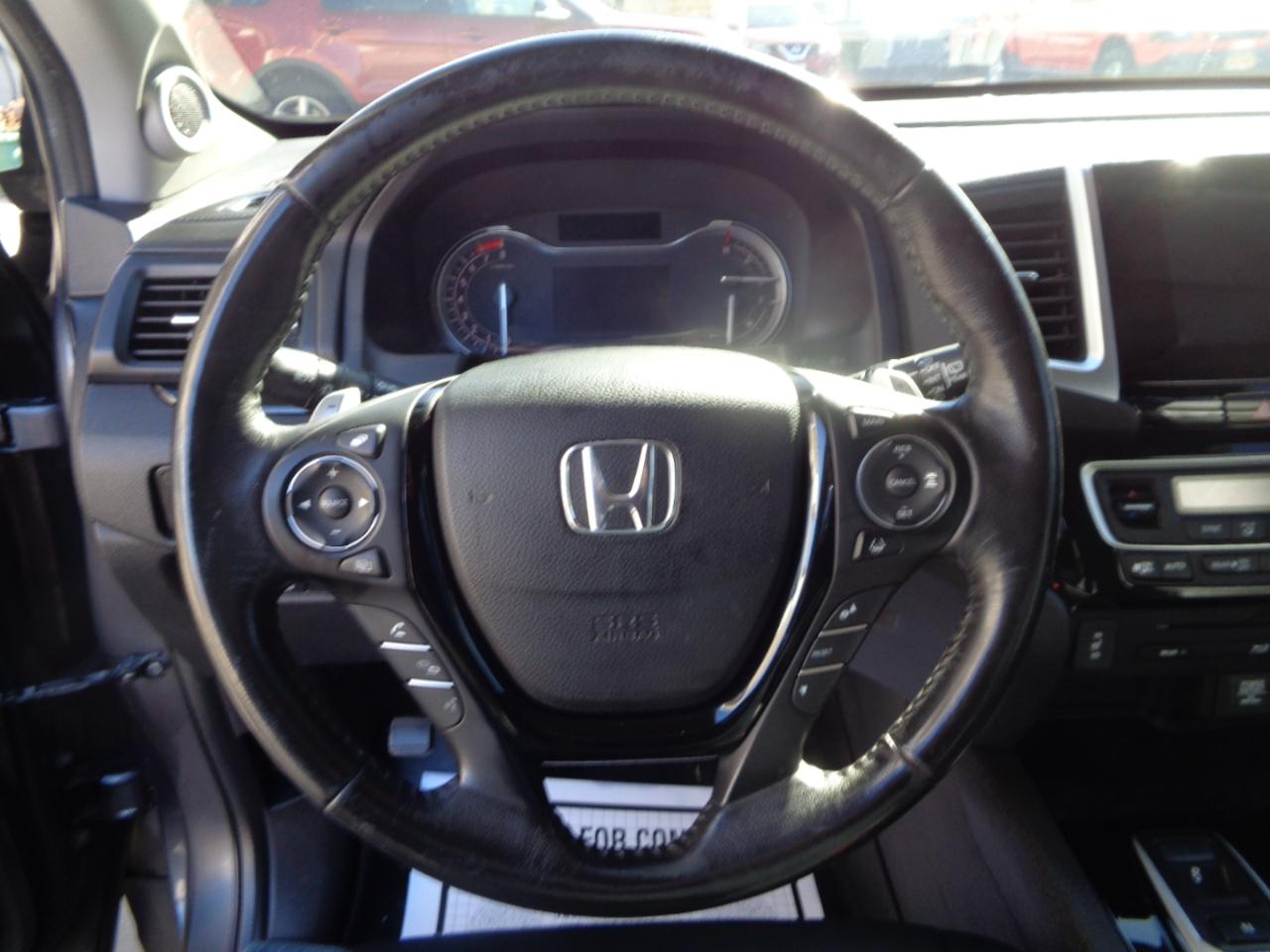 Honda Pilot Touring AWD 2017