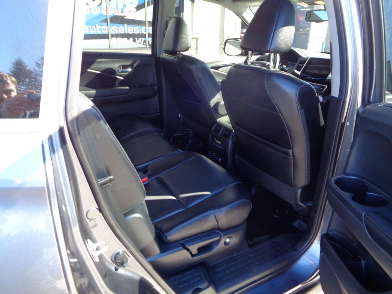 Honda Pilot Touring AWD 2017