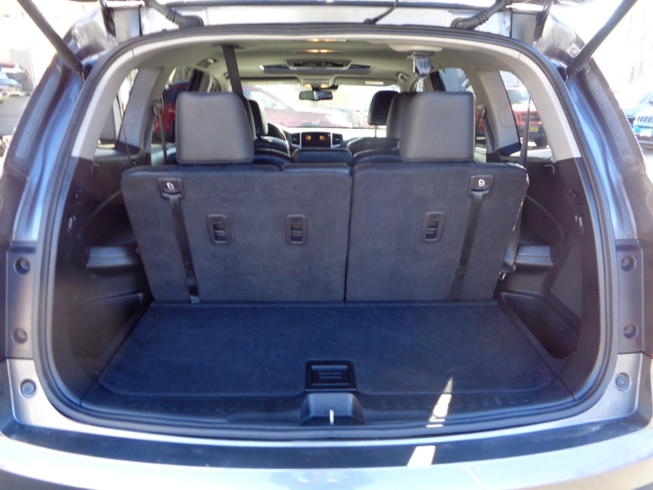 Honda Pilot Touring AWD 2017