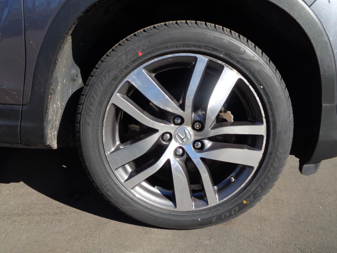 Honda Pilot Touring AWD 2017