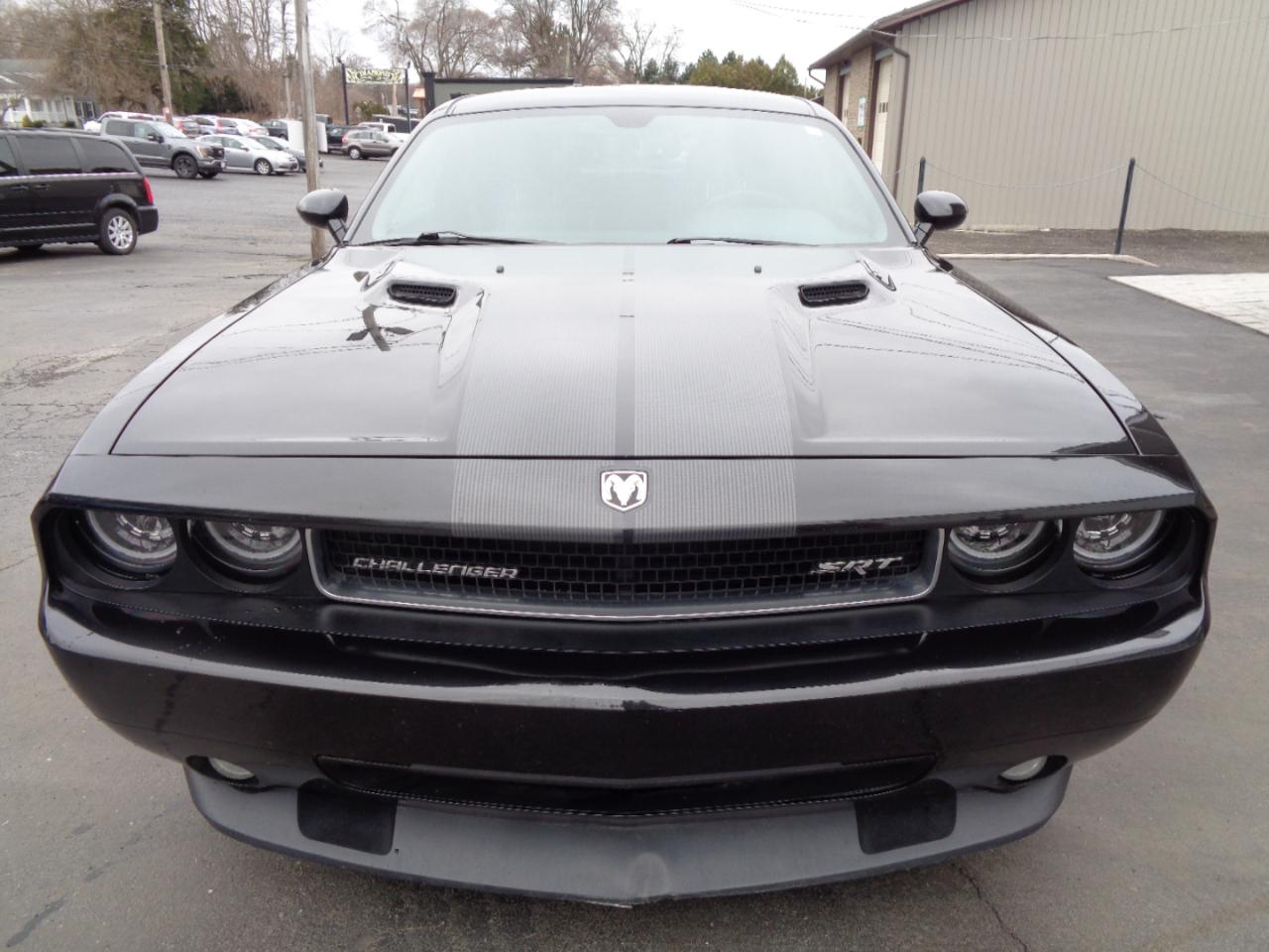 Dodge Challenger 2dr Cpe SRT8 2010