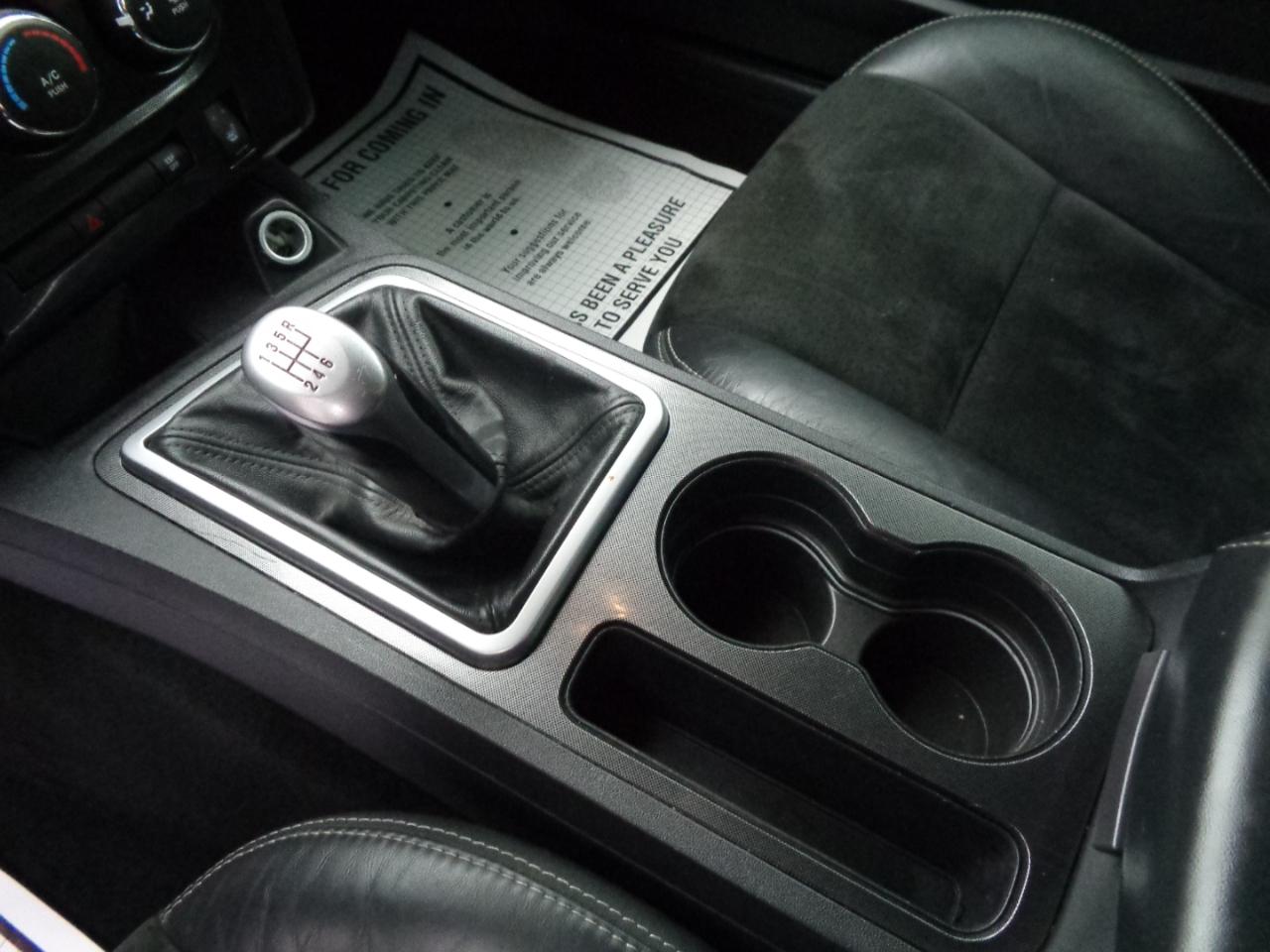 Dodge Challenger 2dr Cpe SRT8 2010