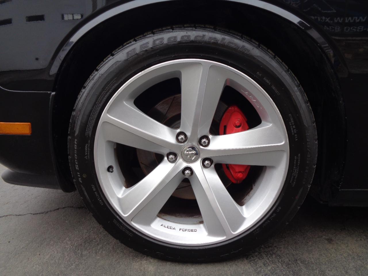 Dodge Challenger 2dr Cpe SRT8 2010