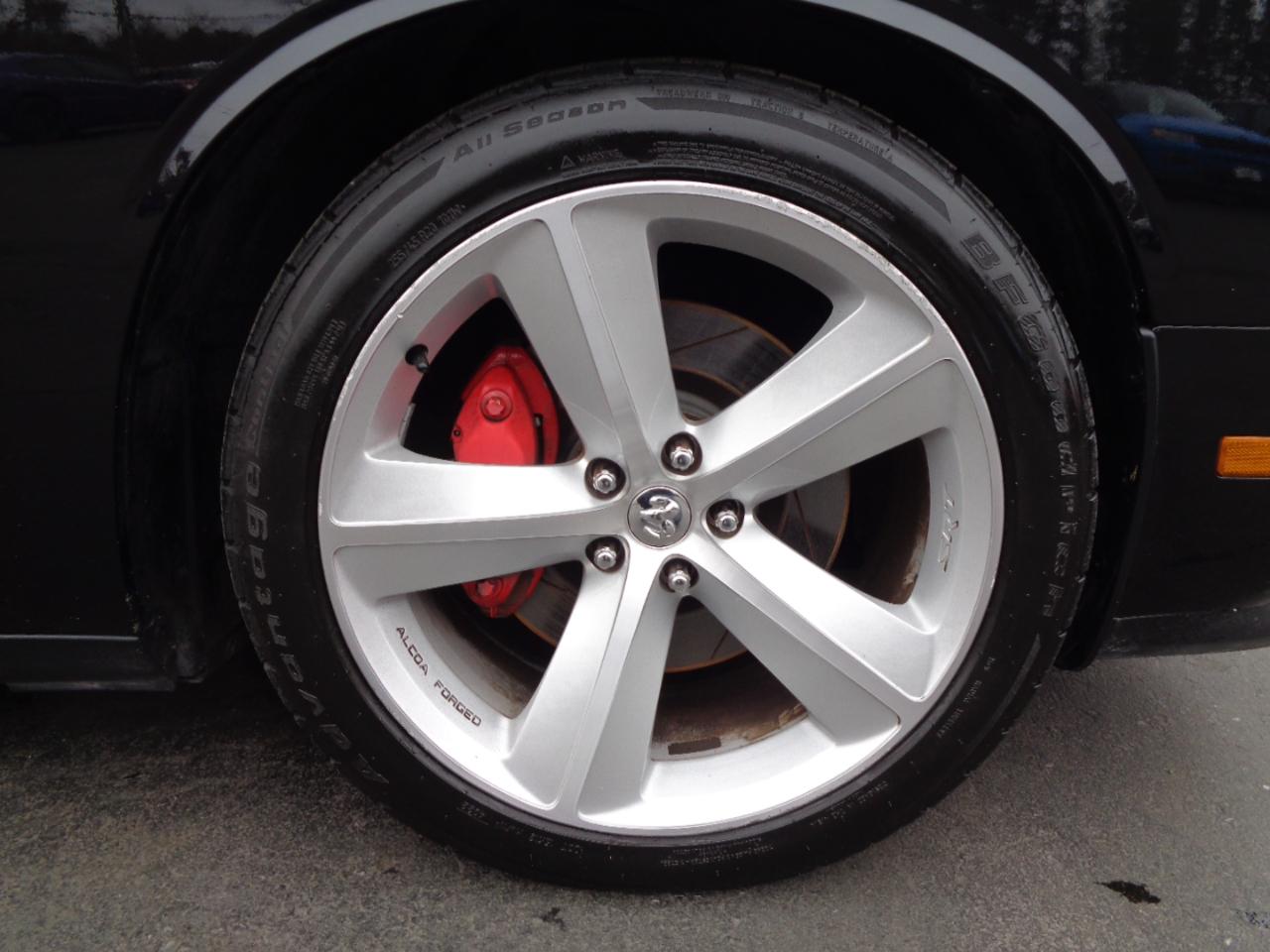 Dodge Challenger 2dr Cpe SRT8 2010