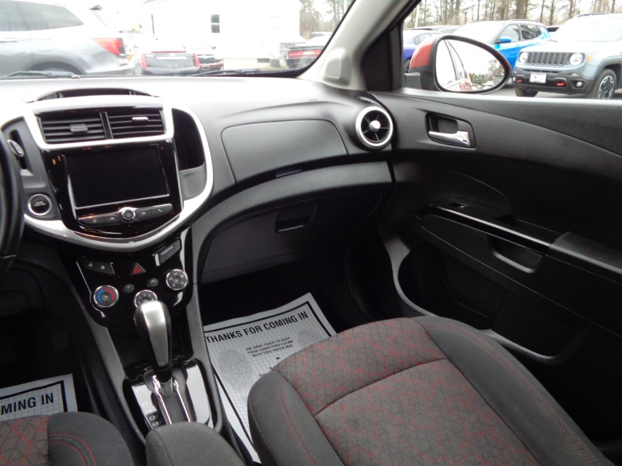 Chevrolet Sonic 5dr HB LT w/1SD 2020