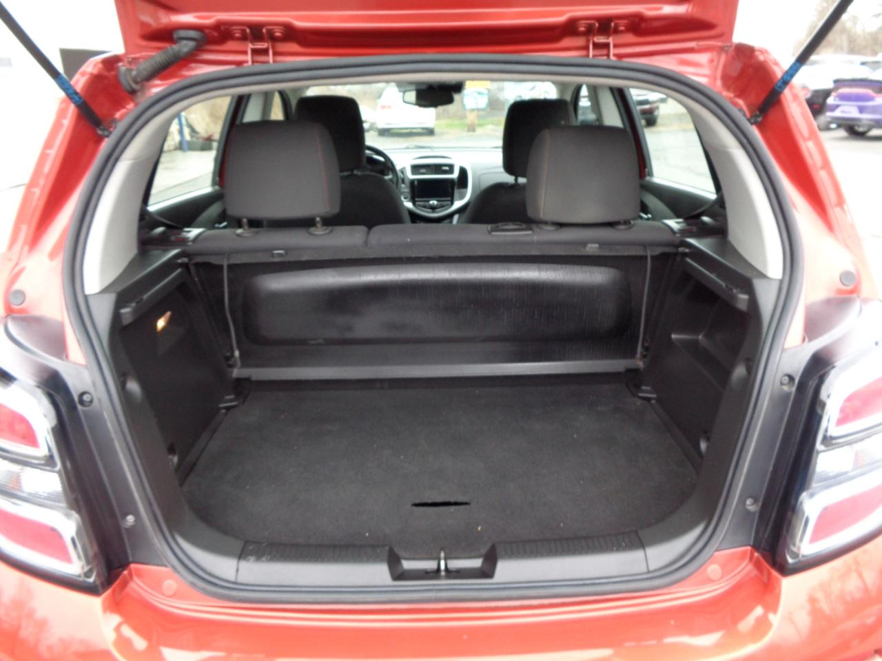 Chevrolet Sonic 5dr HB LT w/1SD 2020