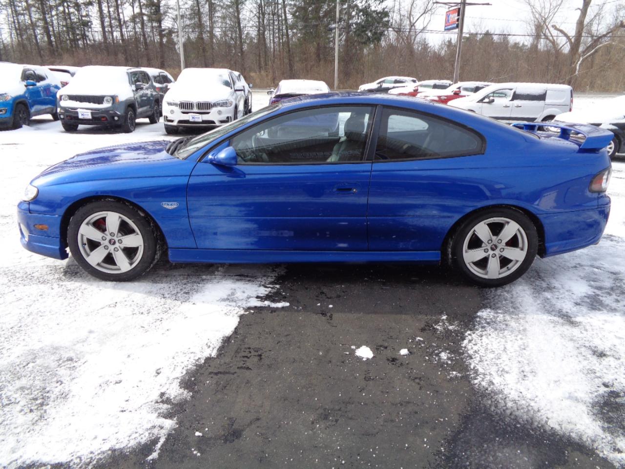 Pontiac GTO 2dr Cpe 2005