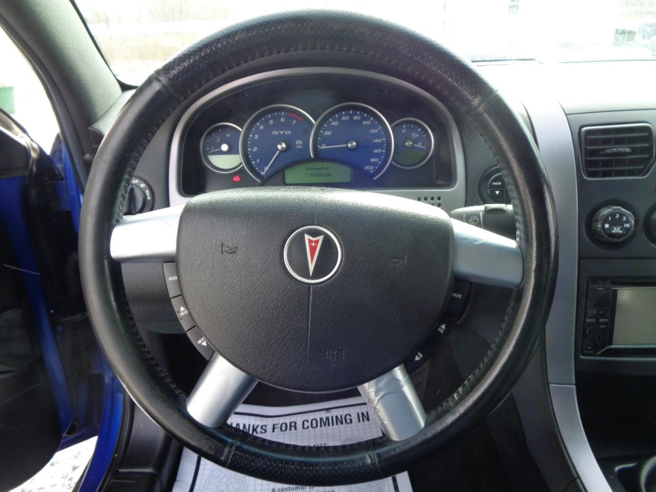 Pontiac GTO 2dr Cpe 2005