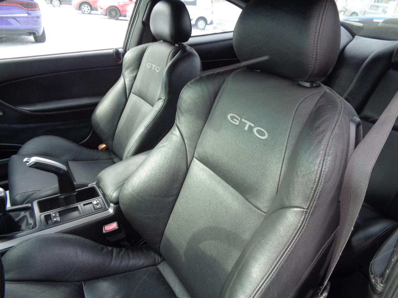 Pontiac GTO 2dr Cpe 2005