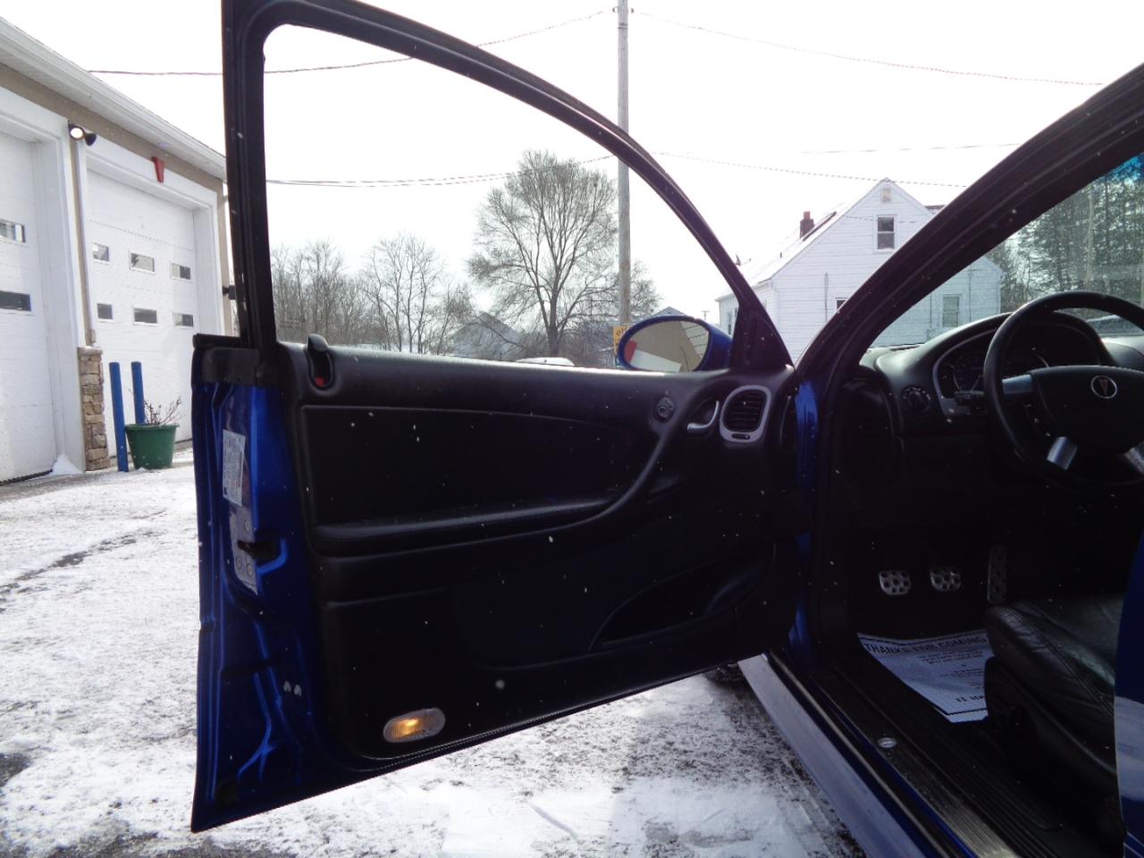 Pontiac GTO 2dr Cpe 2005