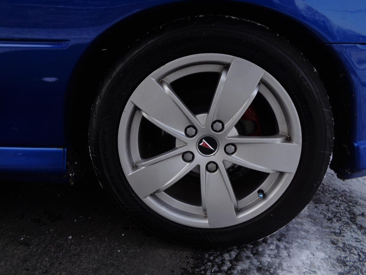 Pontiac GTO 2dr Cpe 2005