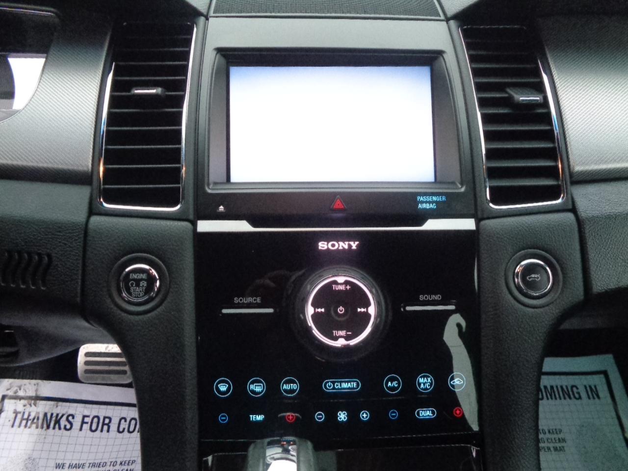 Ford Taurus 4dr Sdn SHO AWD 2015