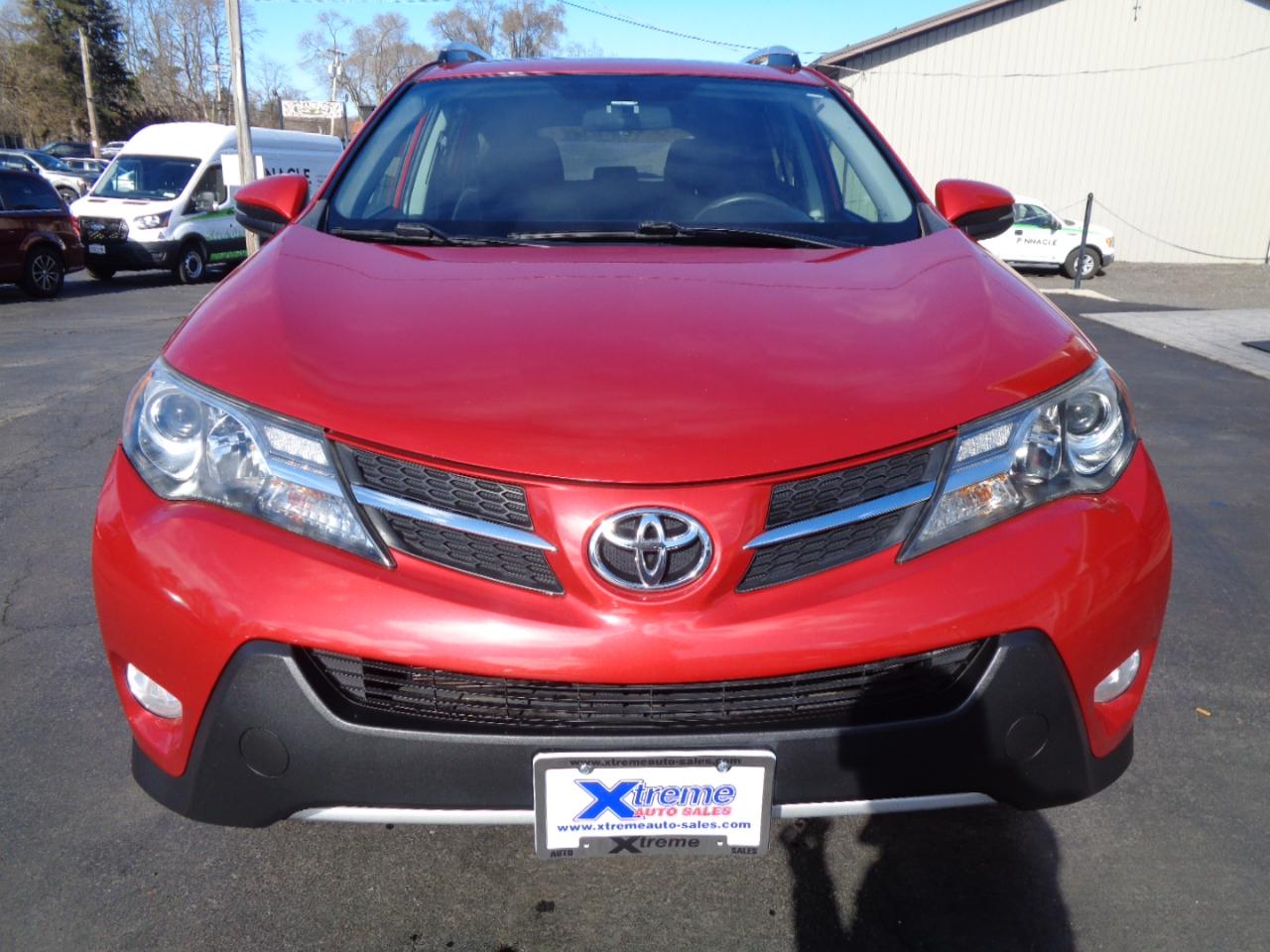 Toyota RAV4 AWD 4dr XLE (Natl) 2013