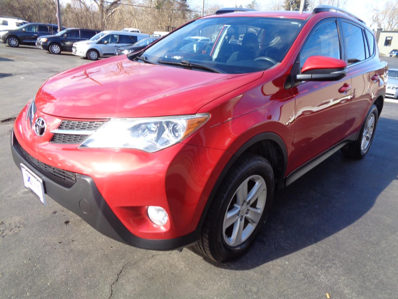 Toyota RAV4 AWD 4dr XLE (Natl) 2013