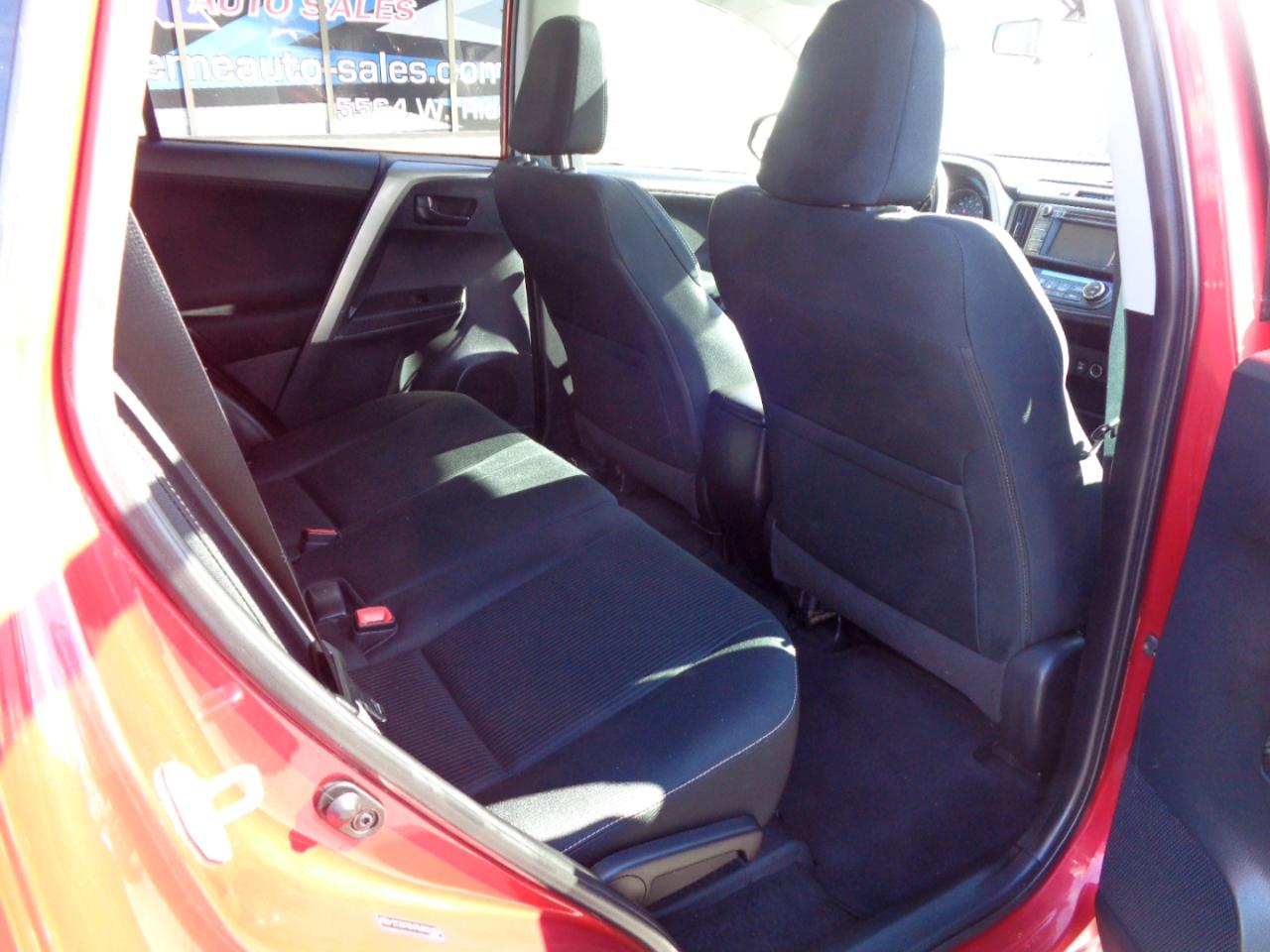 Toyota RAV4 AWD 4dr XLE (Natl) 2013