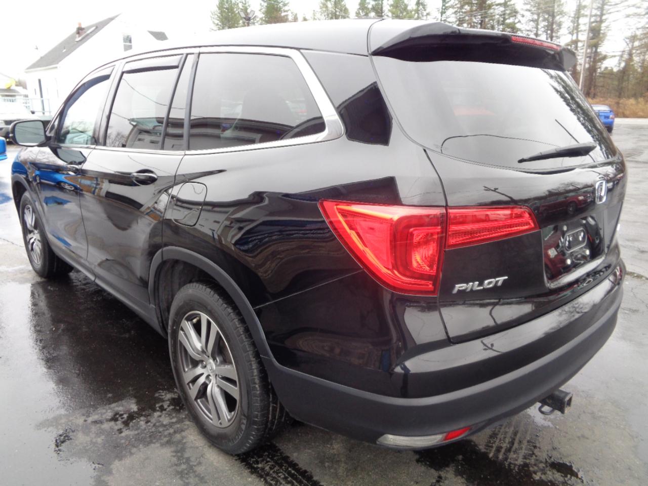 Honda Pilot EX-L w/Navigation AWD 2017