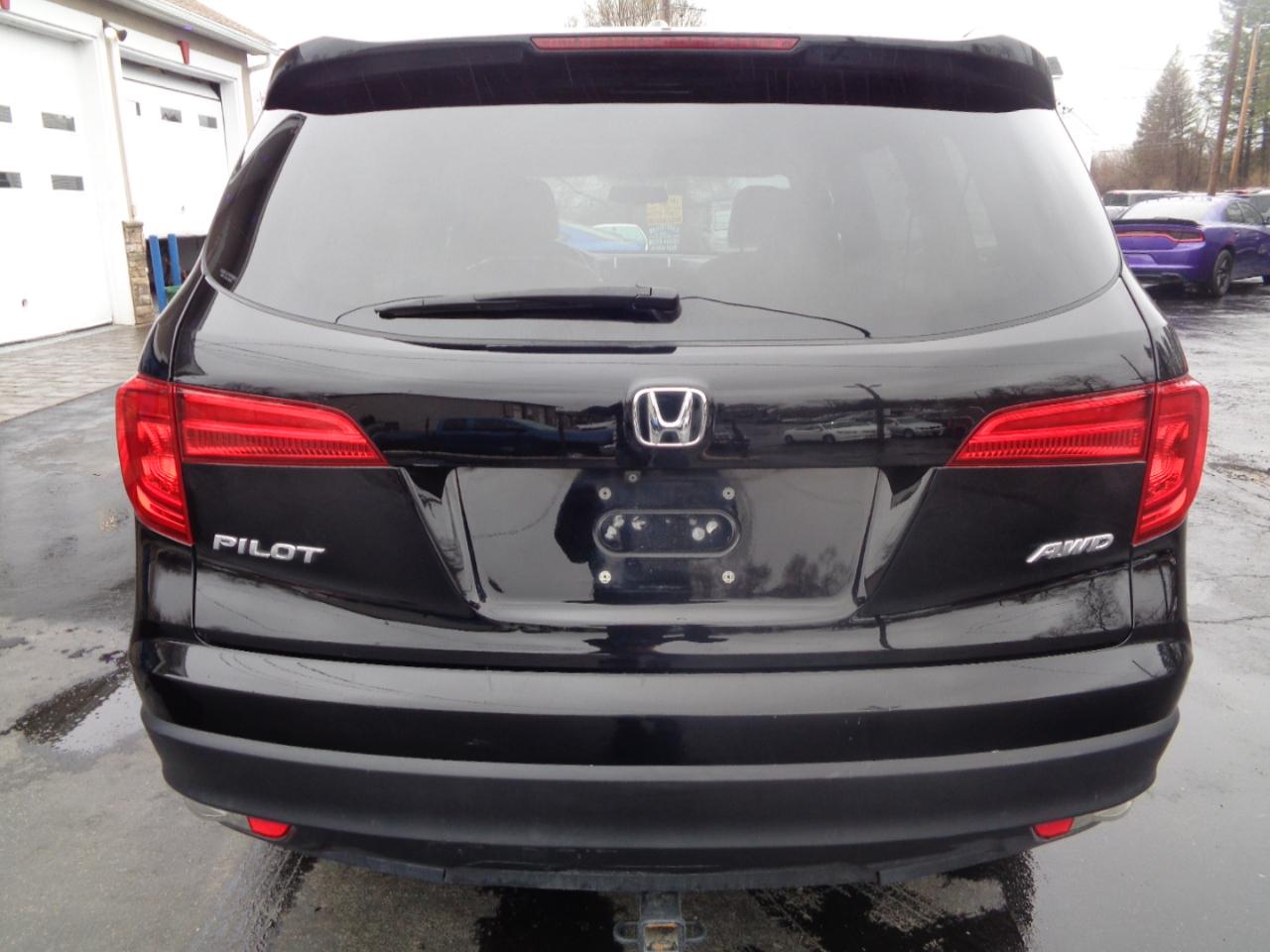 Honda Pilot EX-L w/Navigation AWD 2017