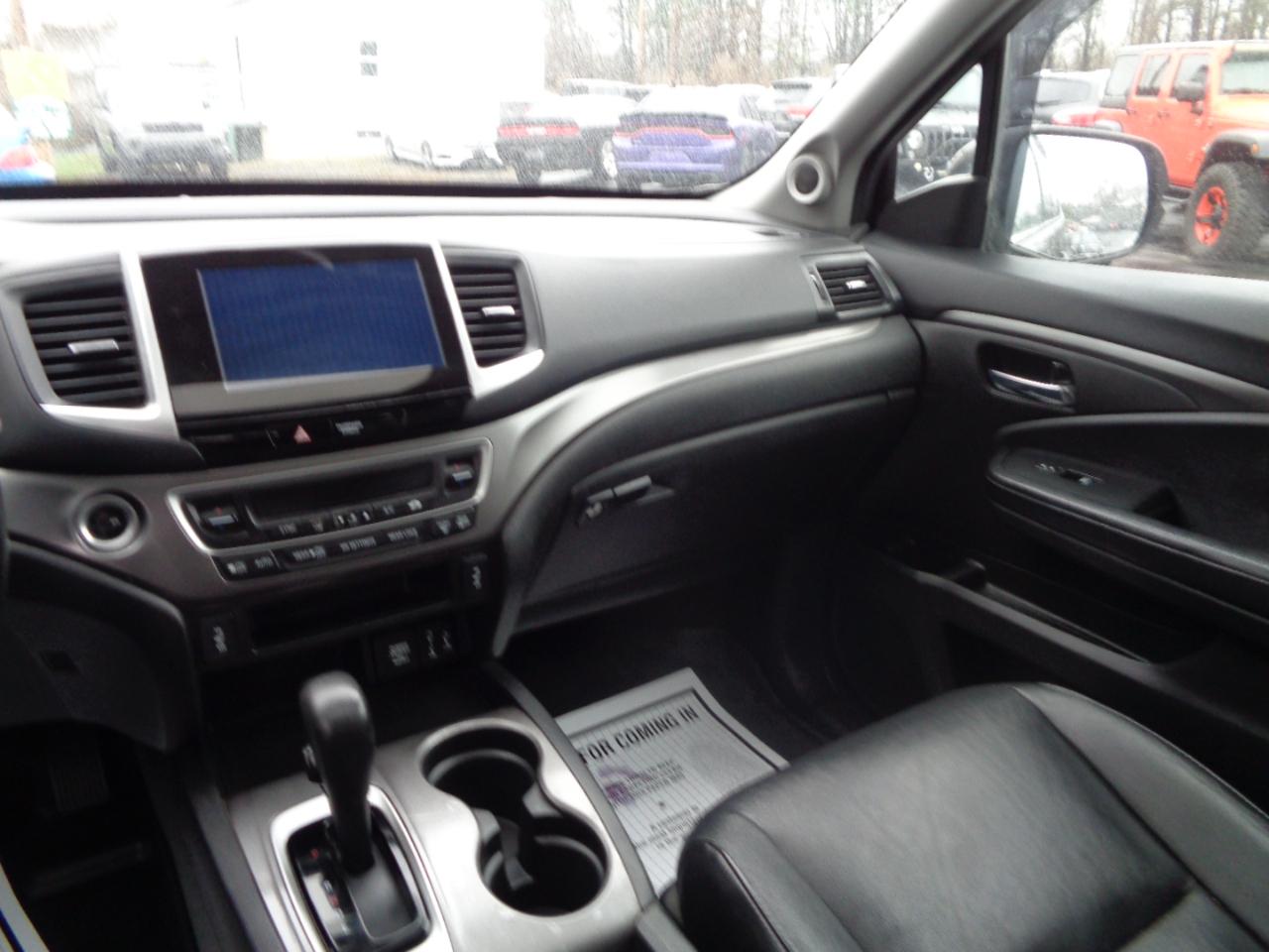 Honda Pilot EX-L w/Navigation AWD 2017