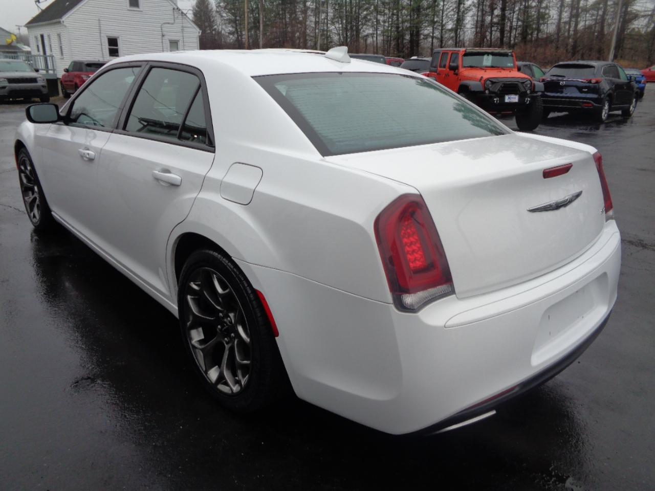 Chrysler 300 Touring RWD 2018