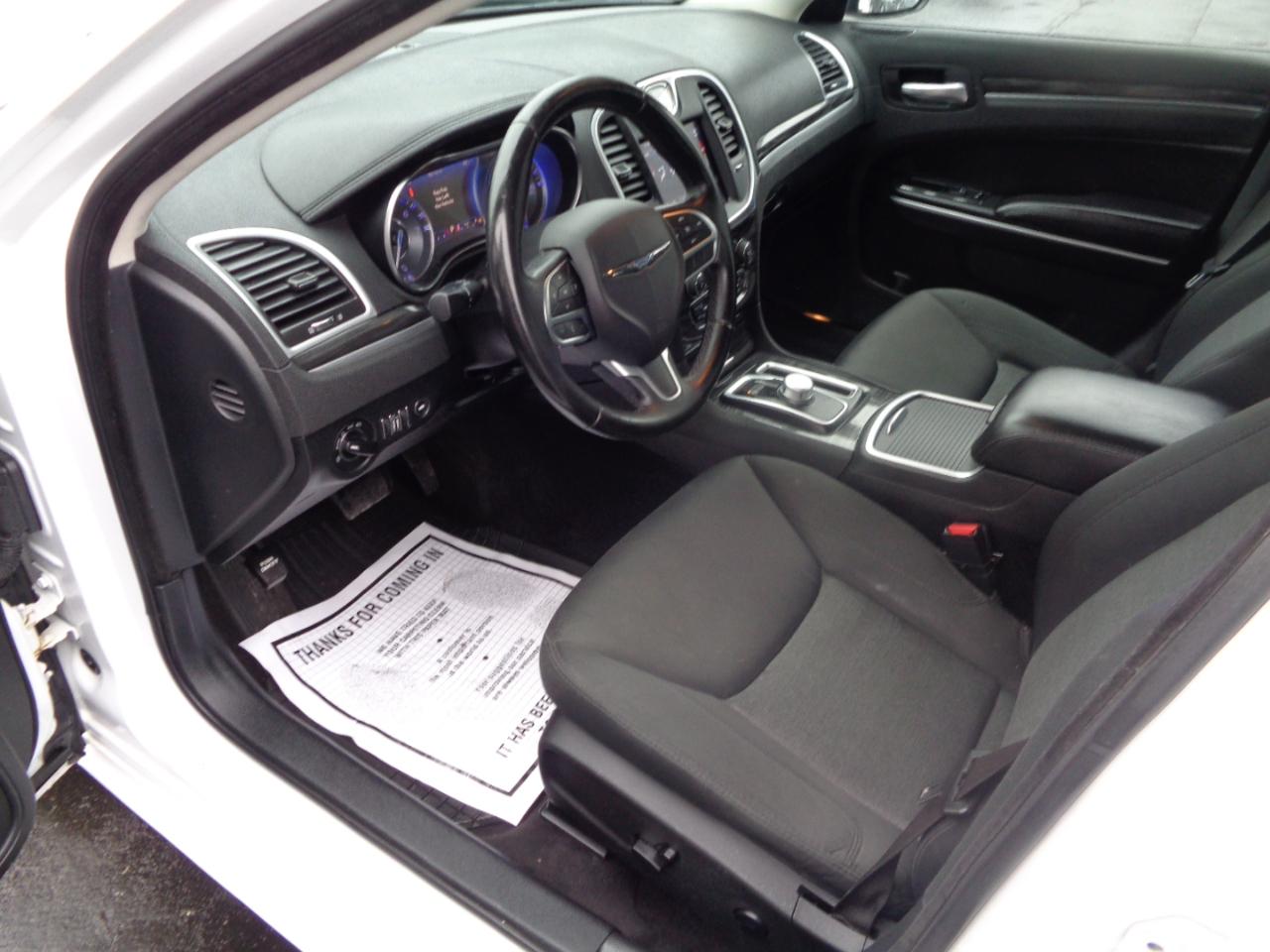 Chrysler 300 Touring RWD 2018