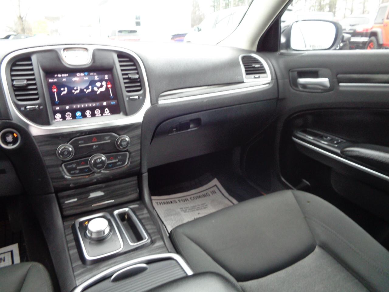 Chrysler 300 Touring RWD 2018