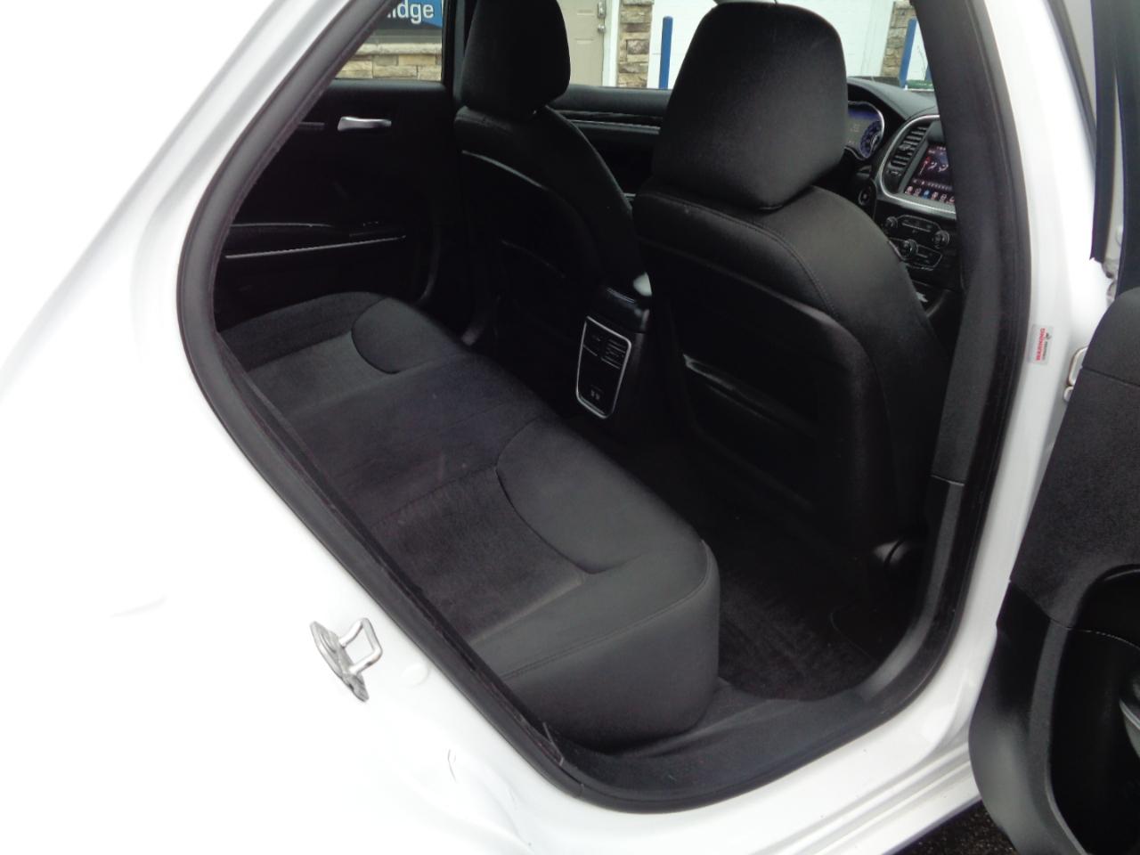 Chrysler 300 Touring RWD 2018