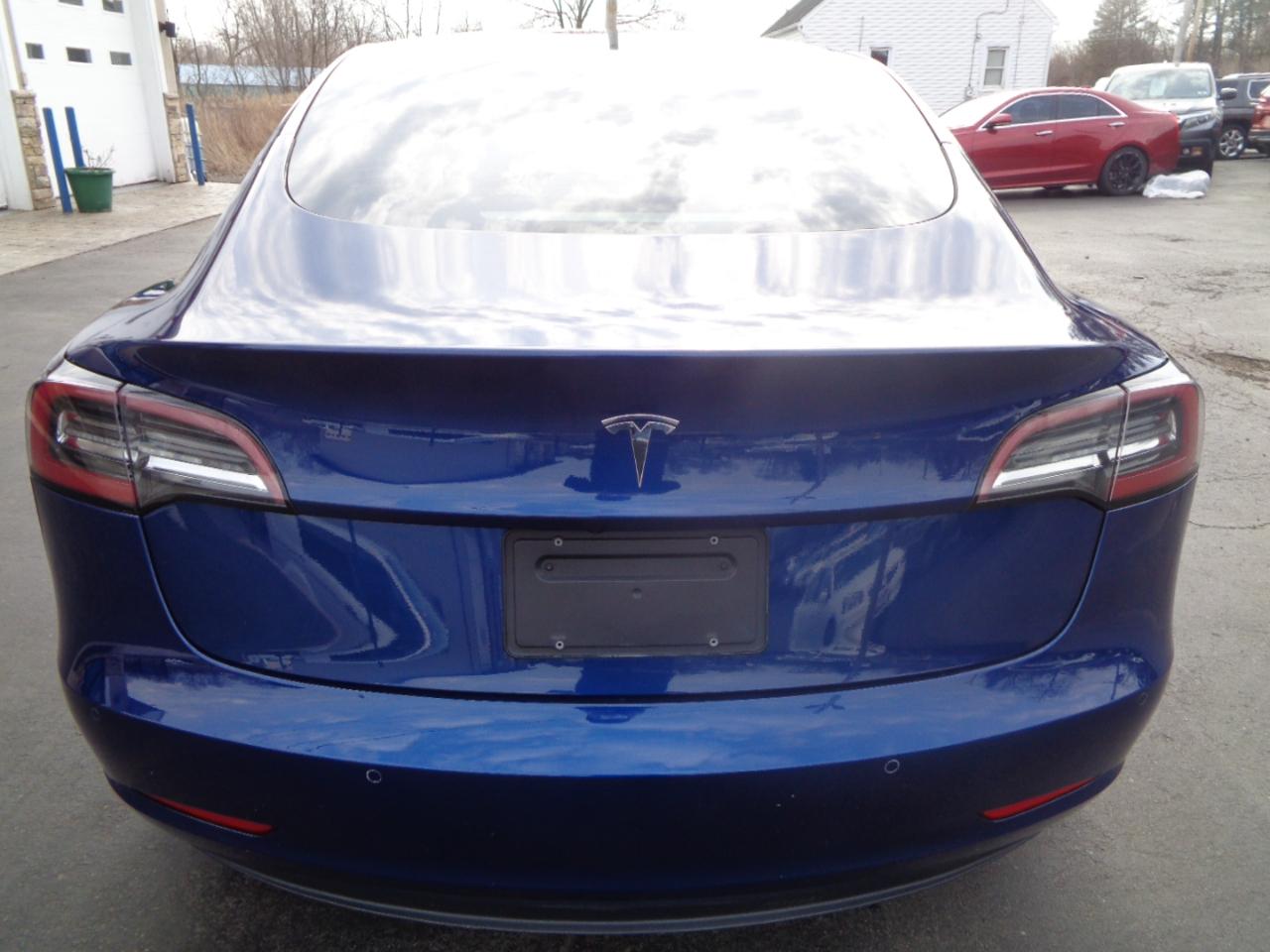 Tesla Model 3 RWD 2022