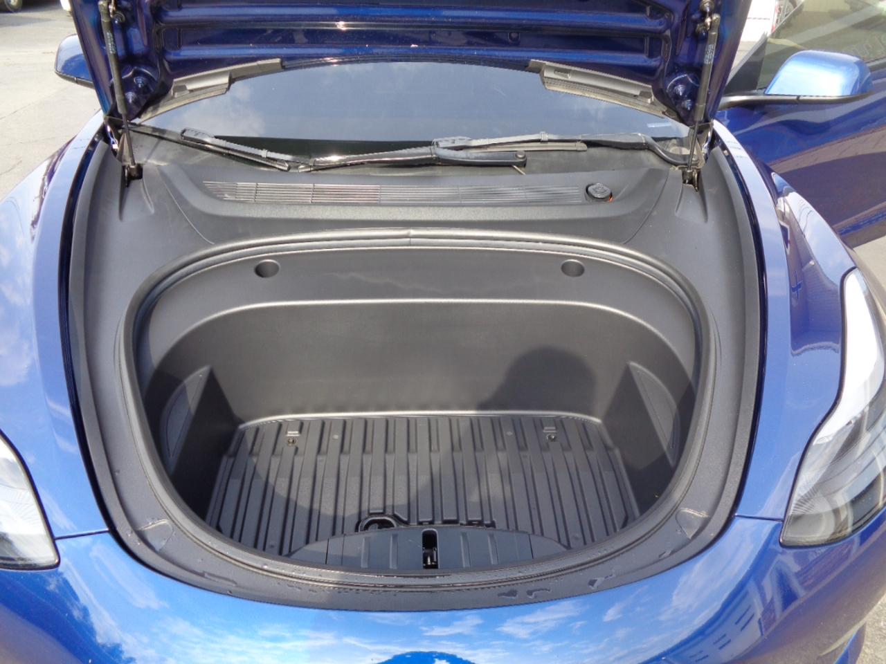 Tesla Model 3 RWD 2022