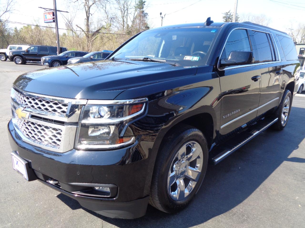 Chevrolet Suburban 4WD 4dr 1500 LT 2016