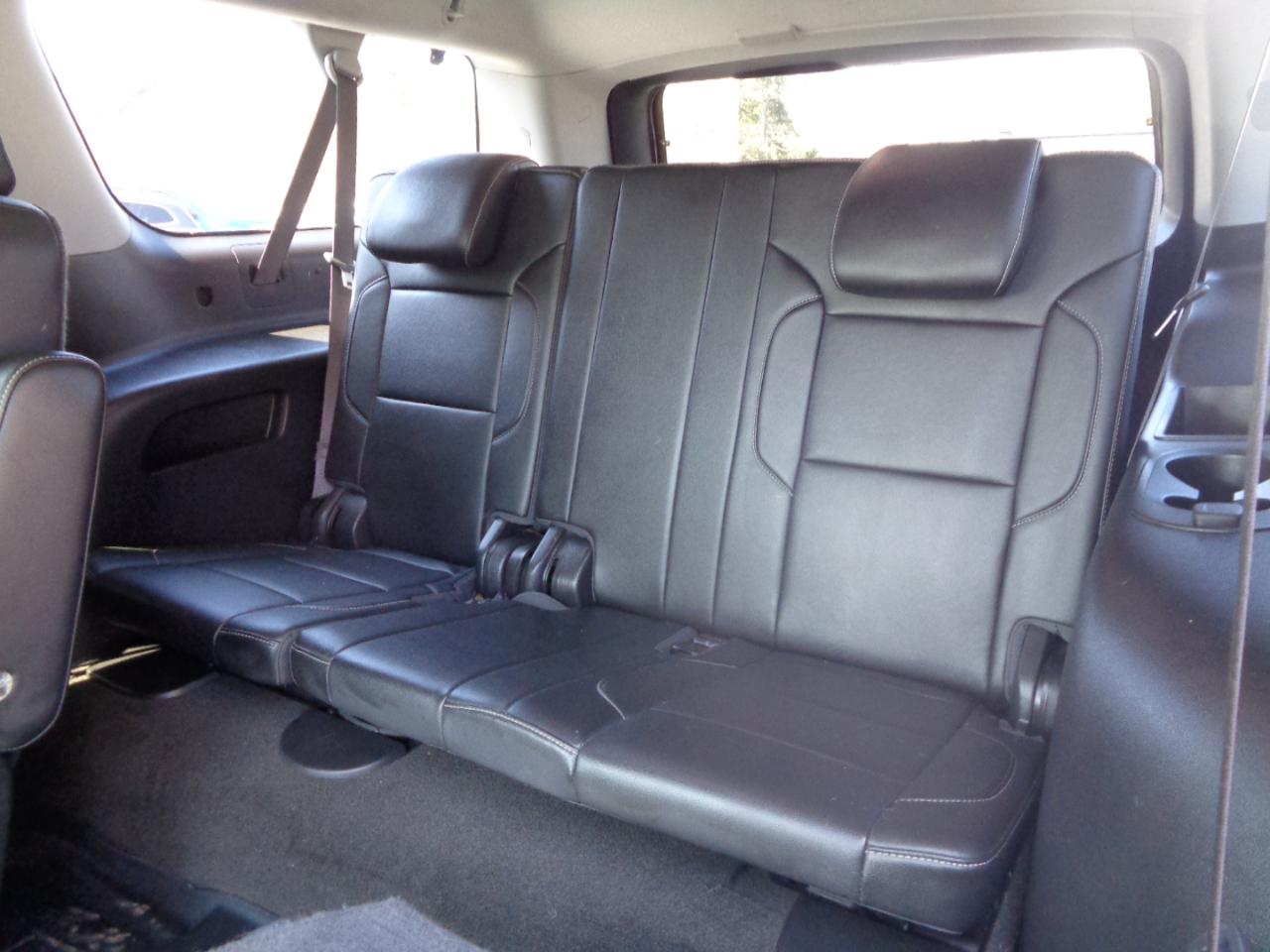 Chevrolet Suburban 4WD 4dr 1500 LT 2016