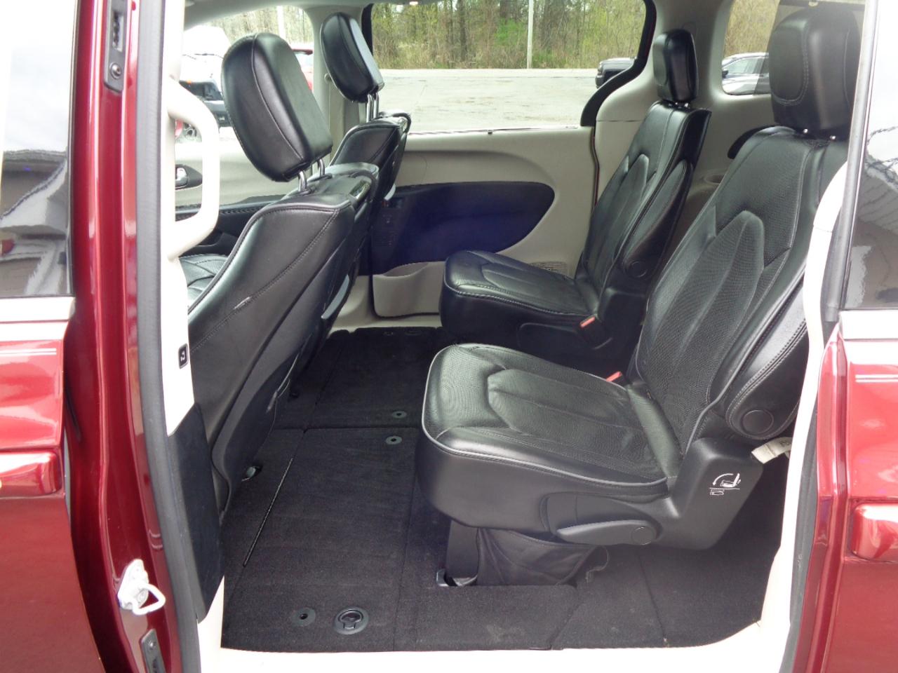 Chrysler Pacifica Limited FWD 2017