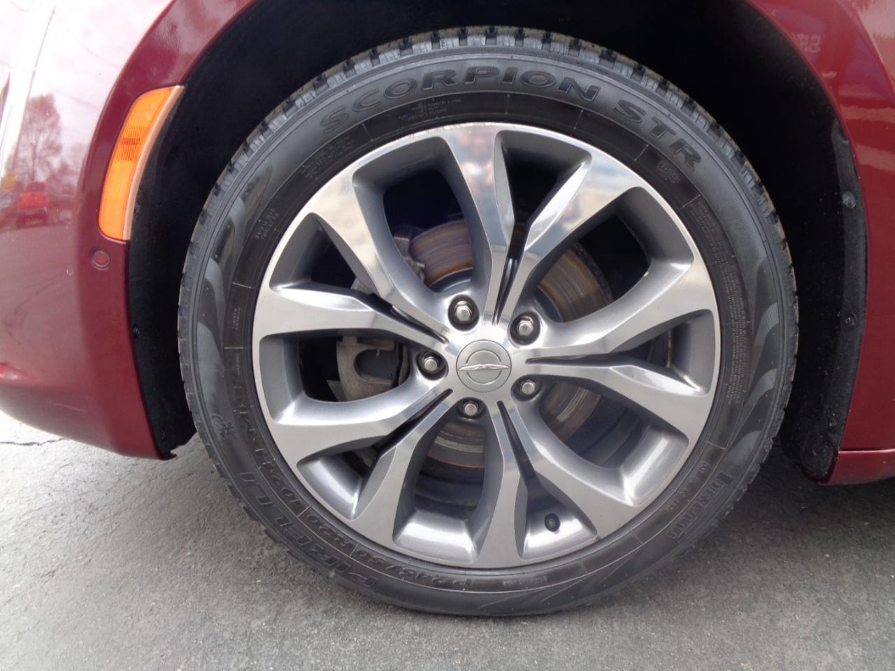 Chrysler Pacifica Limited FWD 2017